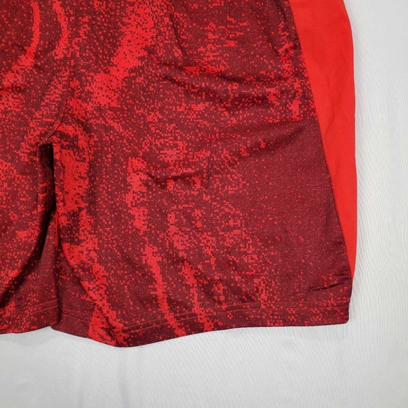 Nike Sheild LeBron James Red Basketball Boys Gym Shorts Size 4XL - Picture 10 of 16